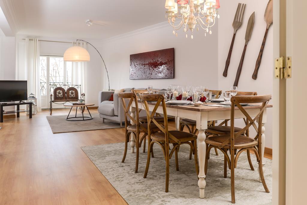 Jardim Flores Luxury Apartment Lisbon